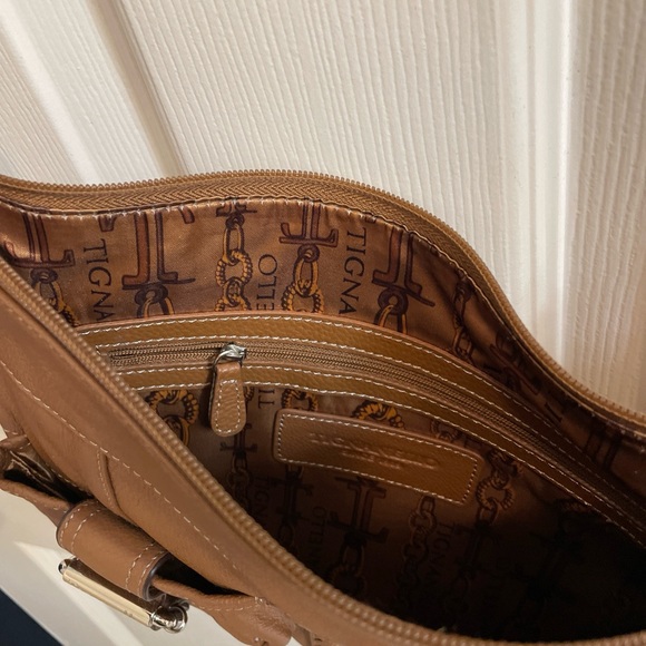 Leather Tignanello Crossbody Bag in Cognac - Picture 4 of 9